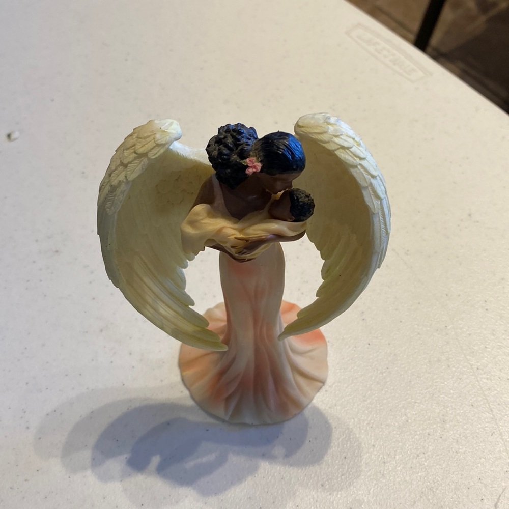 Black guardian Angel with child 7 inches tall